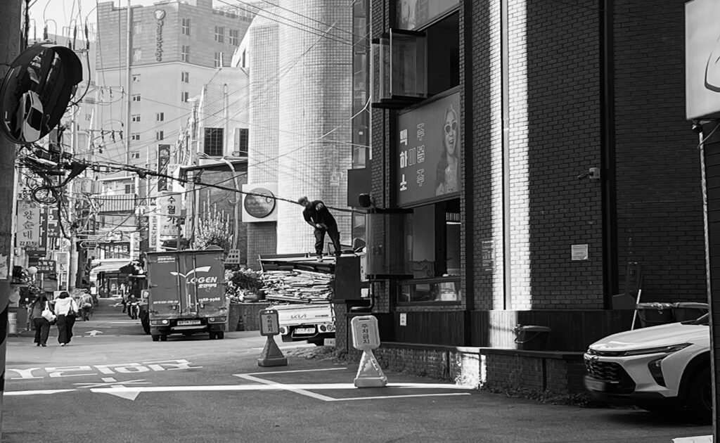 을지로 베이커리 카페 인테리어